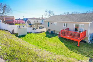 45 Daytona St, West Haven, CT 06516 - Photo 29