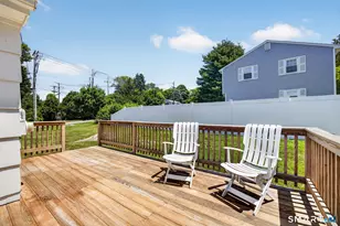 8 Pleasant St, Stonington, CT 06355 - Photo 27