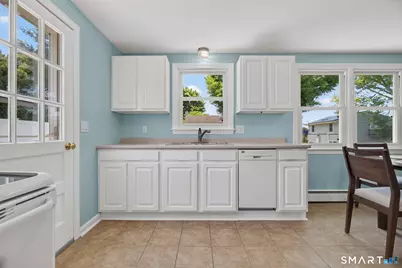 8 Pleasant Street, Stonington, CT 06355 - Photo 9