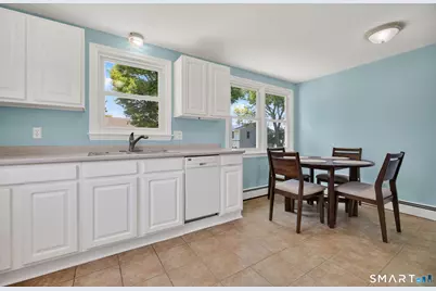 8 Pleasant Street, Stonington, CT 06355 - Photo 11