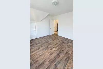 466 Hollister Avenue #3, Bridgeport, CT 06607 - Photo 3