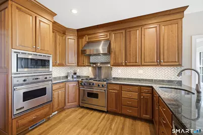 29 Halladay Avenue West, Suffield, CT 06078 - Photo 11