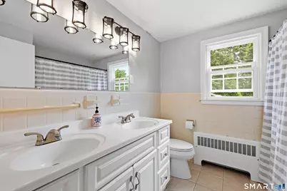 370 South Main Street, West Hartford, CT 06107 - Photo 21