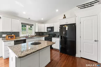 111 Alisha Lane, Waterbury, CT 06705 - Photo 13