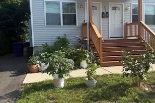 196 Ohio Ave, Bridgeport, CT 06610 - Photo 3
