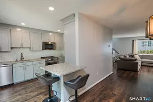 14 South St, Danbury, CT 06810 - Photo 5
