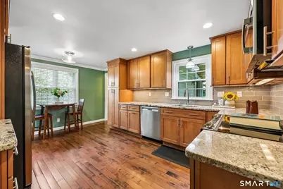320 Beechwood Road, West Hartford, CT 06107 - Photo 7