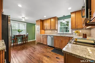 320 Beechwood Rd, West Hartford, CT 06107 - Photo 7