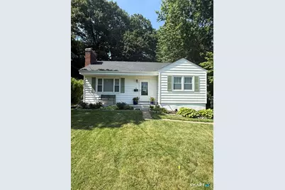 320 Beechwood Road, West Hartford, CT 06107 - Photo 1