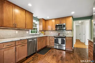 320 Beechwood Rd, West Hartford, CT 06107 - Photo 9