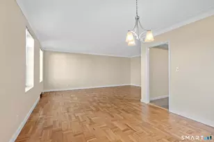 20 Outlook Ave, West Hartford, CT 06119 - Photo 11