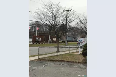 370 Washington Street, New Britain, CT 06053 - Photo 15