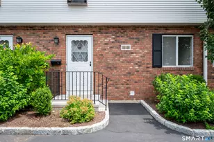 44 Cerretta St, Stamford, CT 06907 - Photo 3