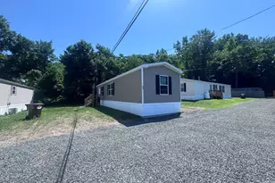 11 School Ground Rd, Branford, CT 06405 - Photo 5