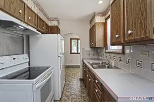 53 Raycroft St, Milford, CT 06461 - Photo 19