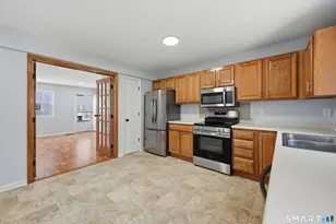 1 Union Ave, Danbury, CT 06810 - Photo 9