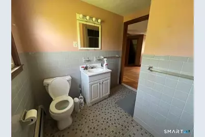 64-66 Gladden Street, New Britain, CT 06051 - Photo 15