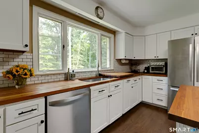 160 Eden Road, Stamford, CT 06907 - Photo 11
