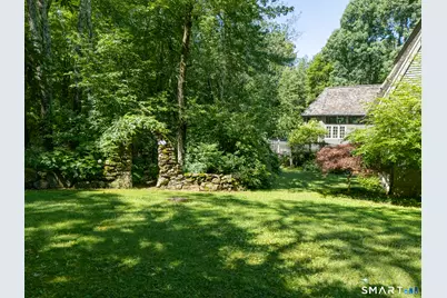 82 Taunton Hill Road, Newtown, CT 06470 - Photo 7