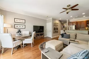 86 Park Pl Cir, West Hartford, CT 06110 - Photo 11