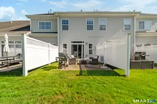 86 Park Pl Cir, West Hartford, CT 06110 - Photo 25
