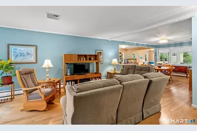 16 East Maxwell Drive, West Hartford, CT 06107 - Photo 5