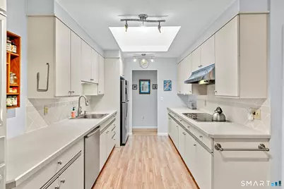 16 East Maxwell Drive, West Hartford, CT 06107 - Photo 17