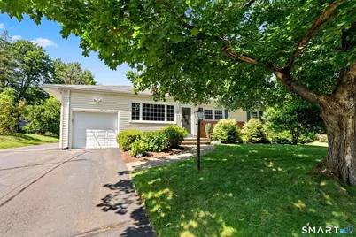 16 East Maxwell Drive, West Hartford, CT 06107 - Photo 3
