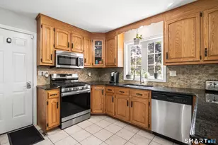 187 Cariati Blvd, Meriden, CT 06451 - Photo 7