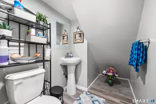 187 Cariati Blvd, Meriden, CT 06451 - Photo 27