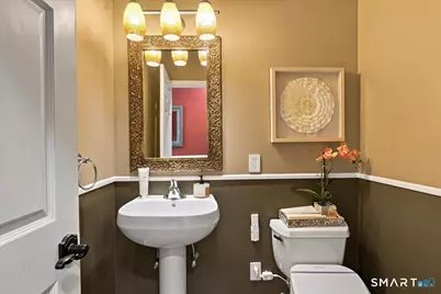 28 Woodcrest Lane #28, Danbury, CT 06810 - Photo 5