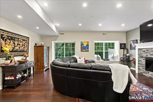 28 Woodcrest Ln, Danbury, CT 06810 - Photo 23