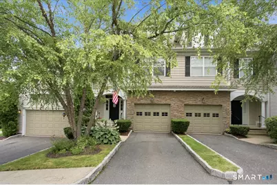 28 Woodcrest Lane #28, Danbury, CT 06810 - Photo 3