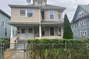 810 Lindley St, Bridgeport, CT 06606 - Photo 1