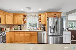 150 Old Town Dr, Stratford, CT 06614 - Photo 11