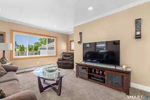 137 Fairlawn Ave, Waterbury, CT 06705 - Photo 15