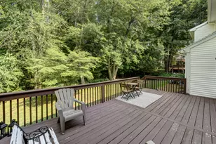 64 Shepard Rd, West Hartford, CT 06110 - Photo 33