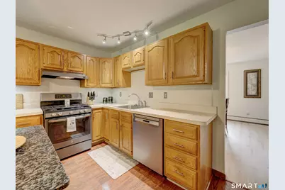 64 Shepard Road, West Hartford, CT 06110 - Photo 7
