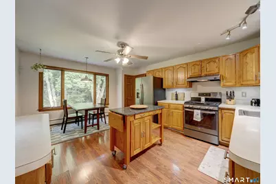 64 Shepard Road, West Hartford, CT 06110 - Photo 5