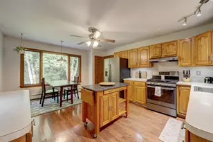 64 Shepard Rd, West Hartford, CT 06110 - Photo 5