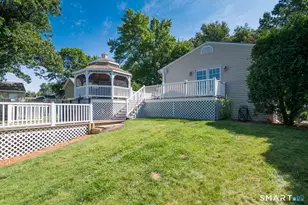 541 George Washington Rd, Enfield, CT 06082 - Photo 3