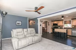 541 George Washington Rd, Enfield, CT 06082 - Photo 7
