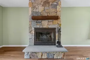 70 Montoya Dr, Branford, CT 06405 - Photo 7
