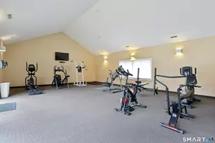 70 Montoya Dr, Branford, CT 06405 - Photo 33