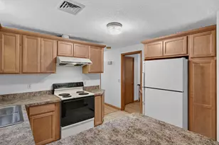 198 Spicer Hill Rd, Ledyard, CT 06339 - Photo 11