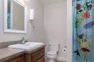 22 Crescent St, West Hartford, CT 06119 - Photo 17