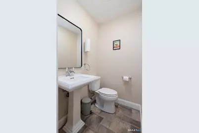 22 Crescent Street, West Hartford, CT 06119 - Photo 11