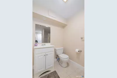 22 Crescent Street, West Hartford, CT 06119 - Photo 25