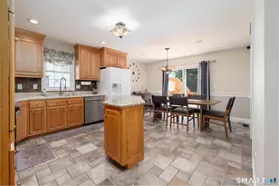 22 Crescent St, West Hartford, CT 06119 - Photo 5