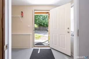 22 Crescent St, West Hartford, CT 06119 - Photo 21